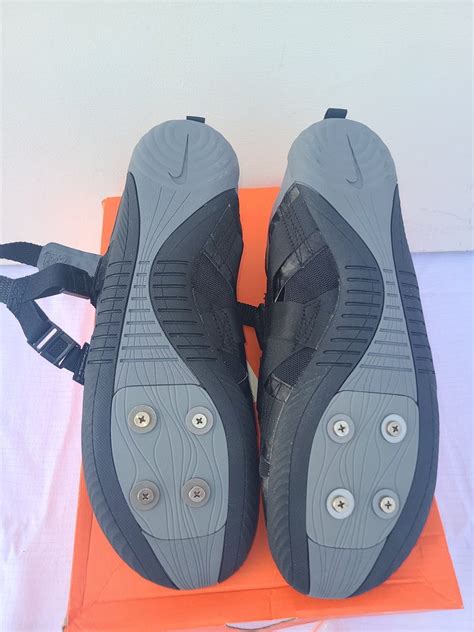 nike omada 3 rowing shoes.